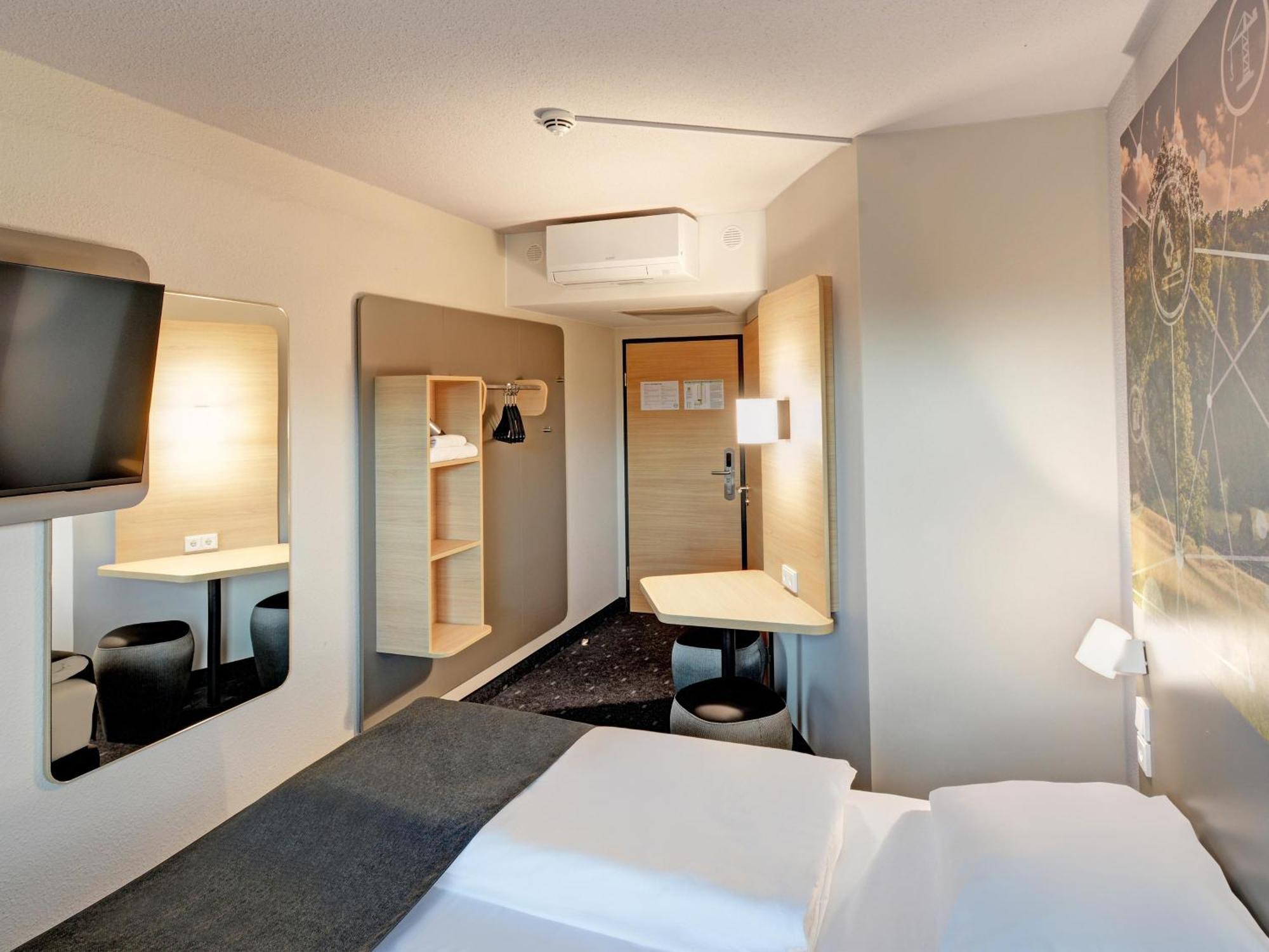 B&B Hotel Kassel-Industriepark Dış mekan fotoğraf