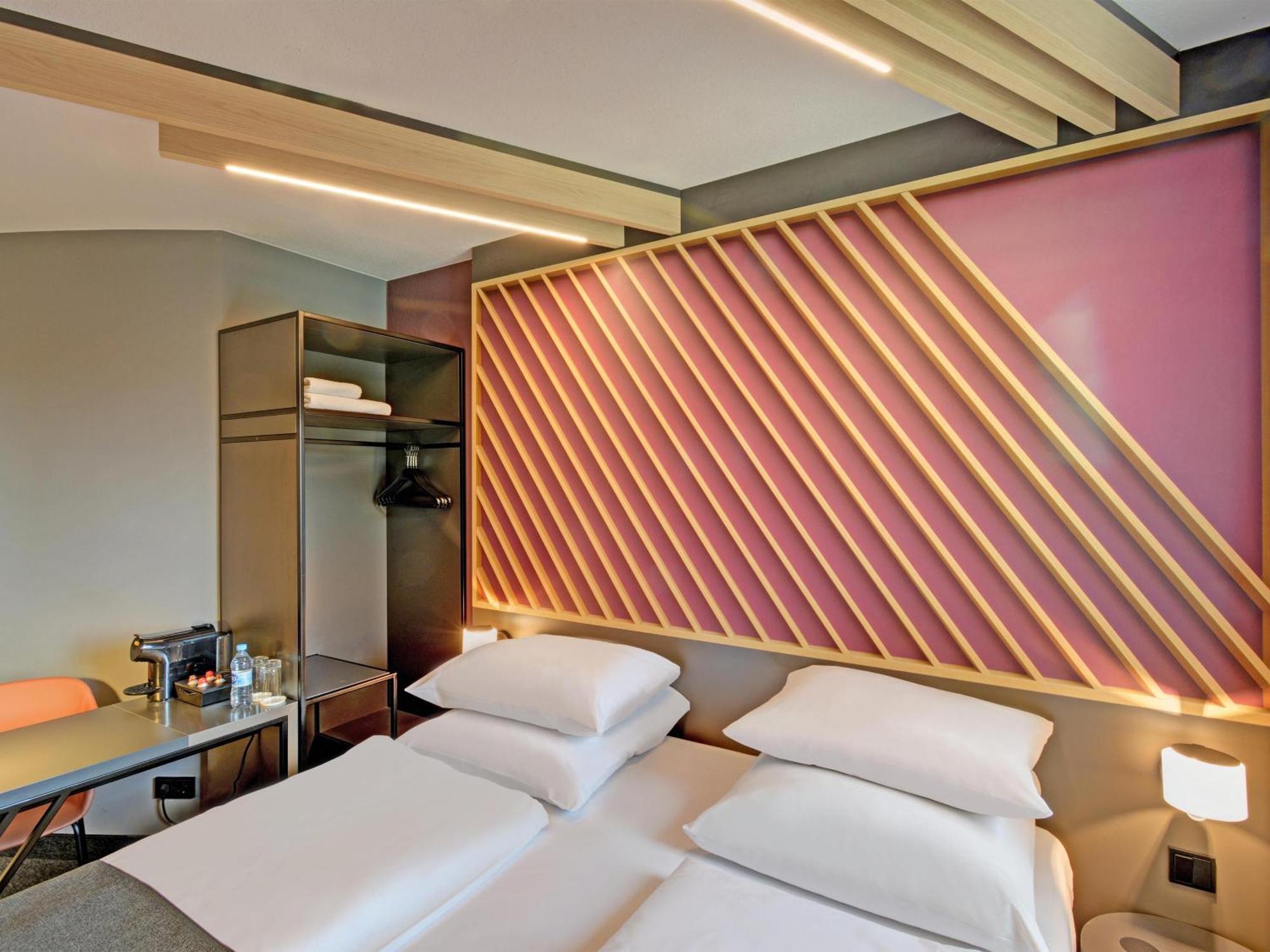 B&B Hotel Kassel-Industriepark Dış mekan fotoğraf