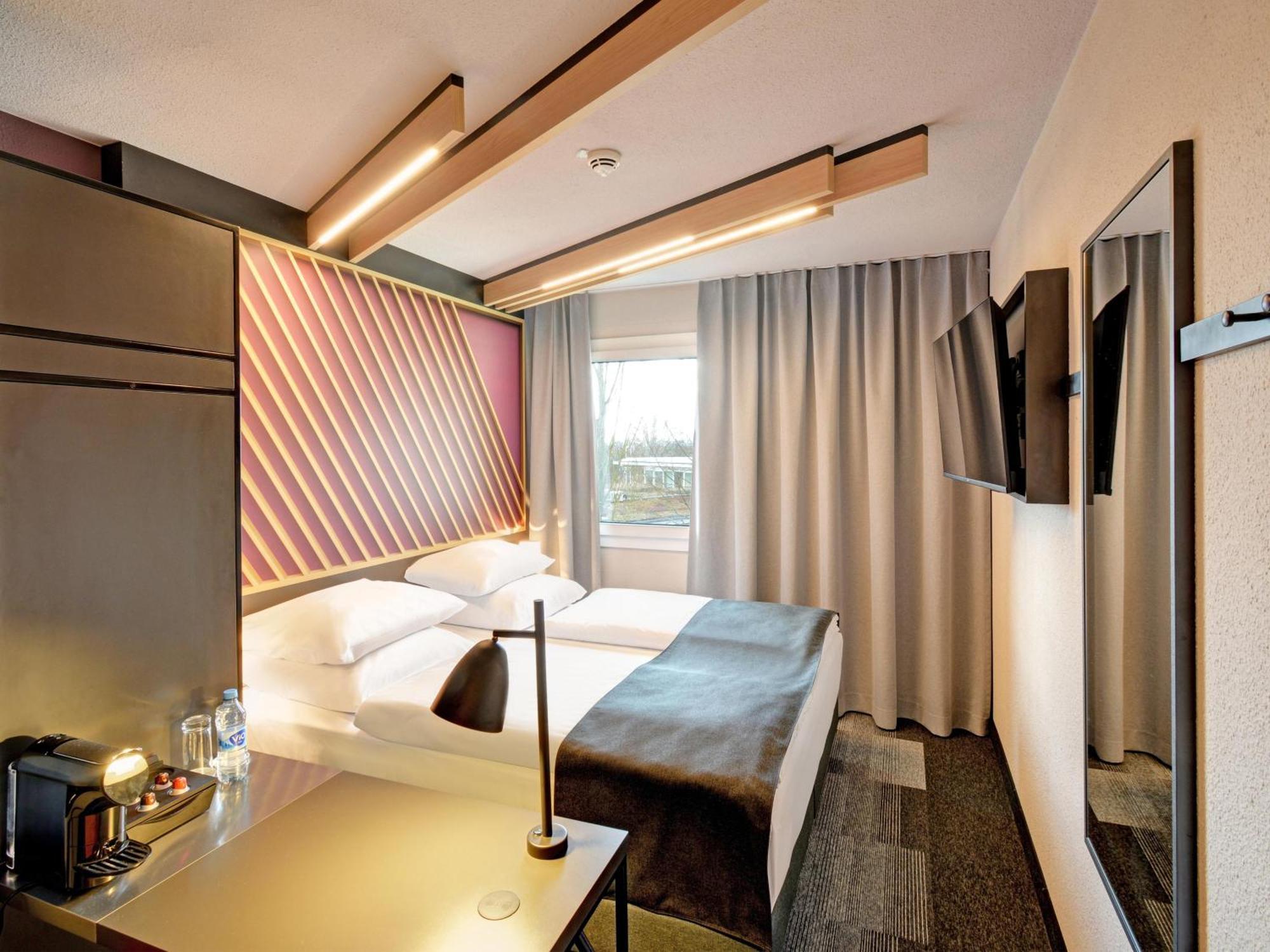 B&B Hotel Kassel-Industriepark Dış mekan fotoğraf